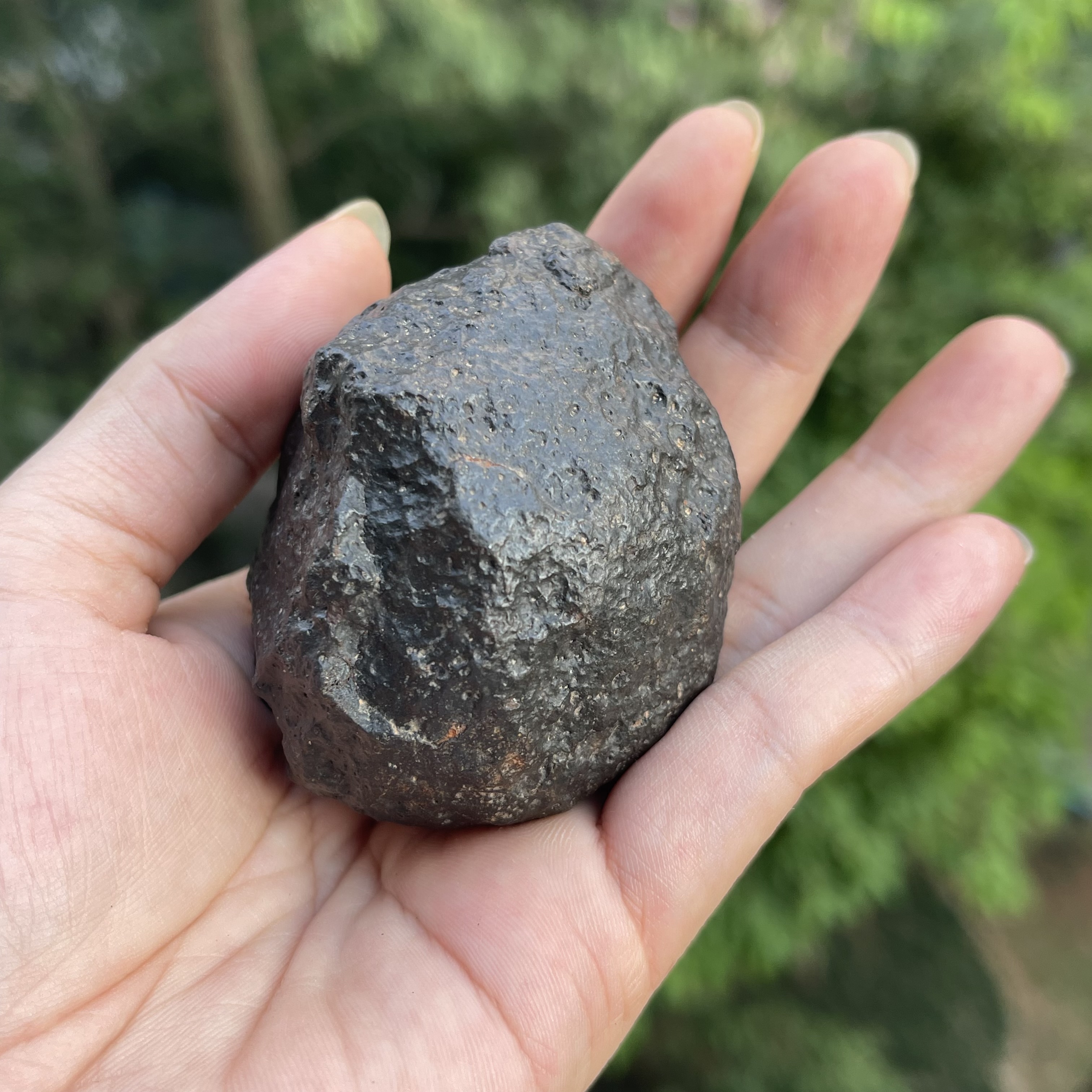 冲击熔融陨石手把件